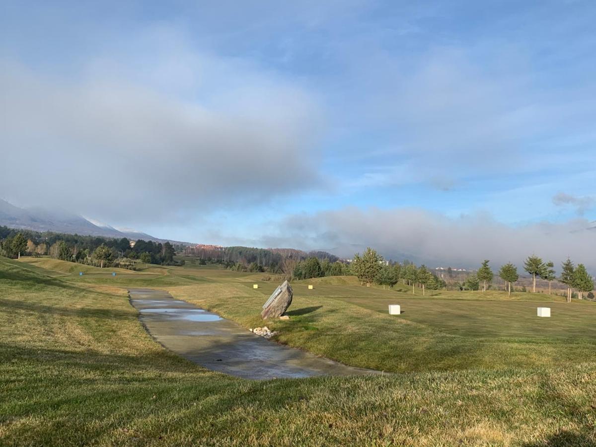Entire Private Apartment In Pirin Golf & Country Club Bansko Exteriör bild